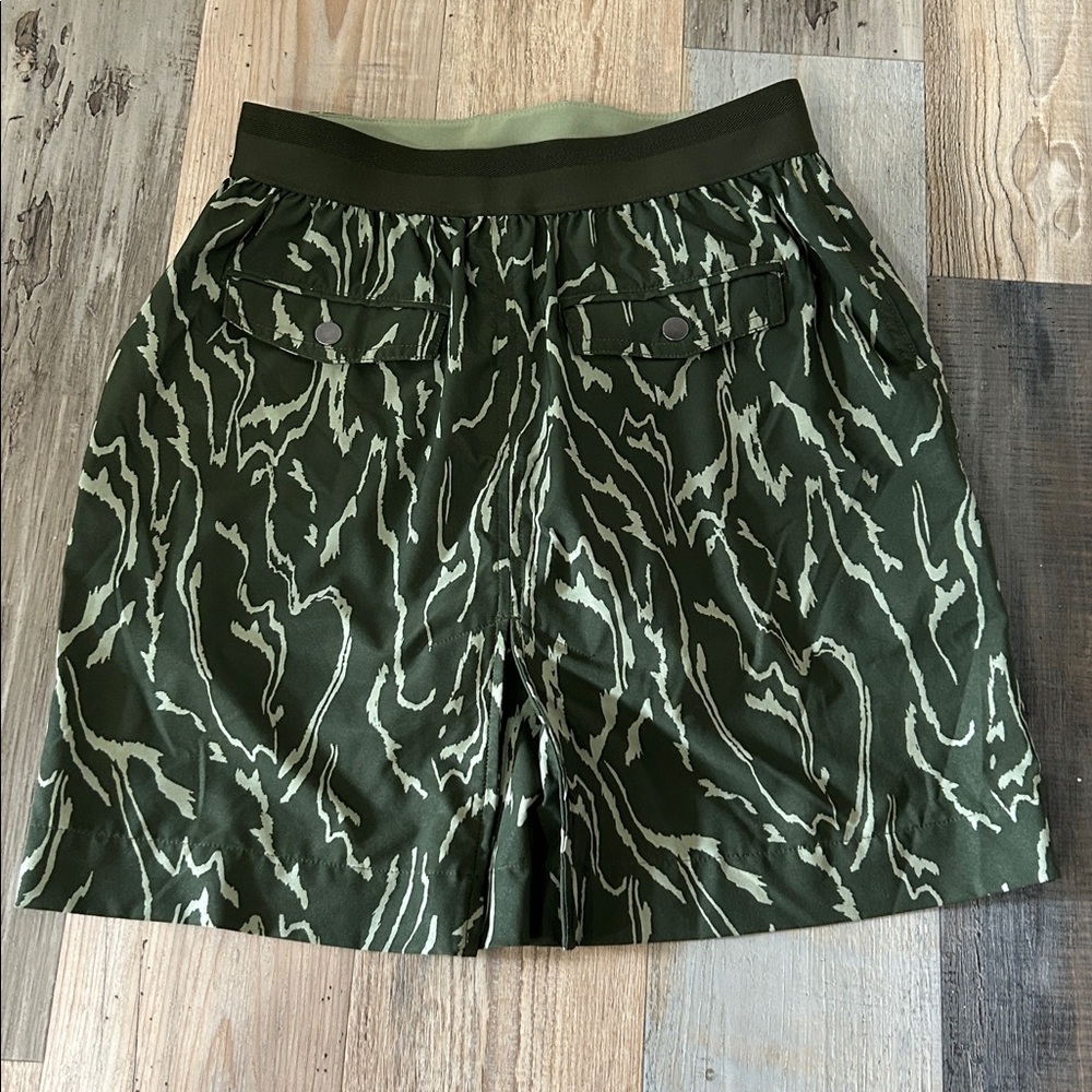 Athleta Vienna Cargo Skort Voyage Size 6 Eucalyptus Olive Green athletic Wear - Picture 5 of 8